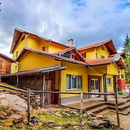 Alpehytte Бунгала Говедарци